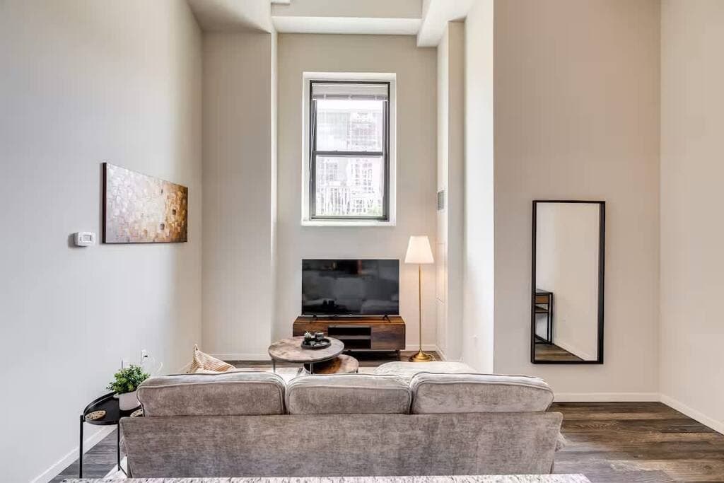 Downtown 1BR · Cincinnati - Main photo