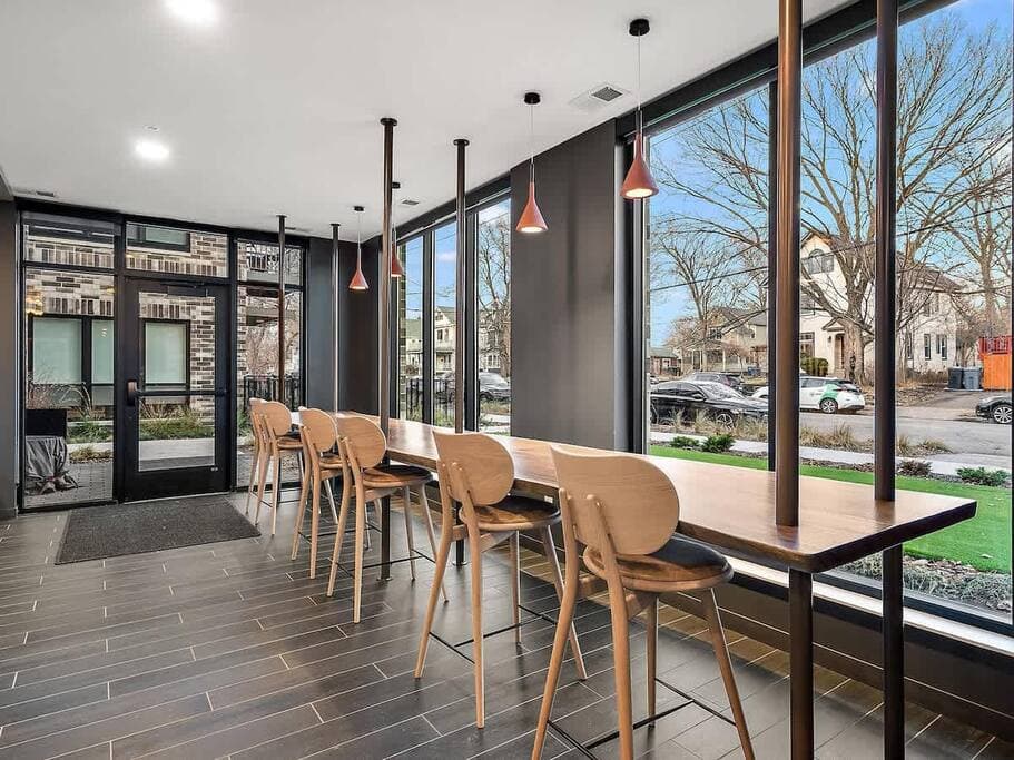 Modern 1BR · NE Minneapolis - Photo 3