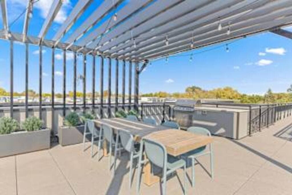 Modern 1BR · NE Minneapolis - Photo 4