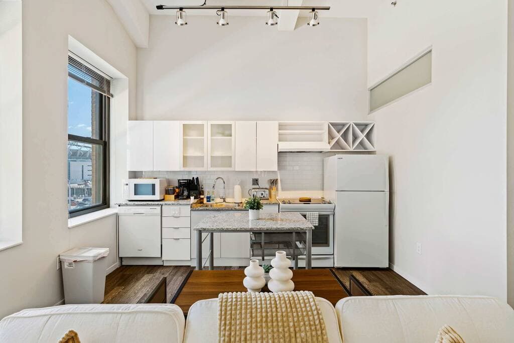 City View 1BR · Cincinnati - Photo 5