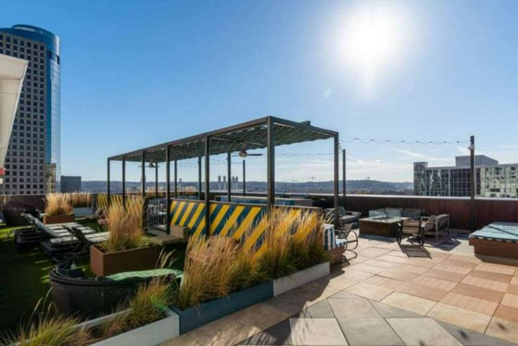 City View 1BR · Cincinnati - Photo 4